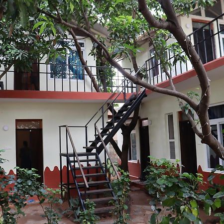 בית הארחה Tiruvannāmalai 	Da Mantra House מראה חיצוני תמונה