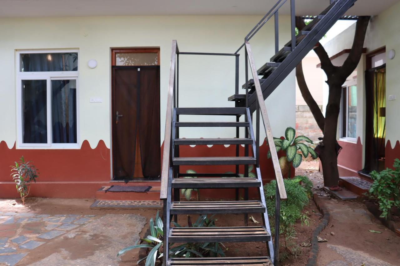 בית הארחה Tiruvannāmalai 	Da Mantra House מראה חיצוני תמונה