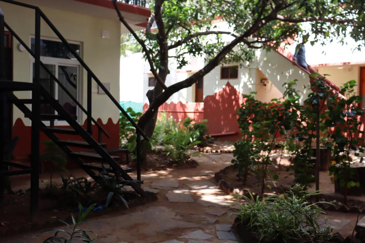 בית הארחה Tiruvannāmalai 	Da Mantra House מראה חיצוני תמונה